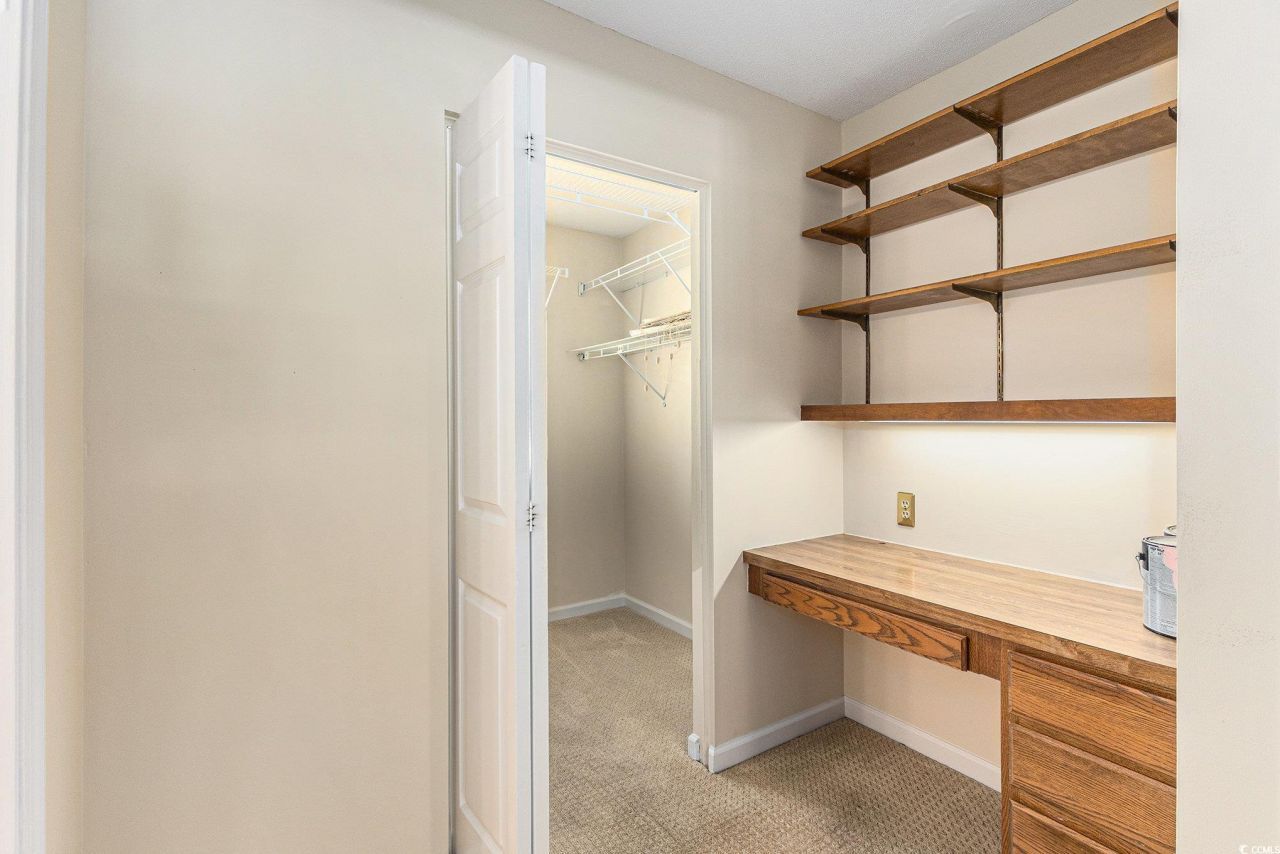 137 Hickory Dr. Photo 24