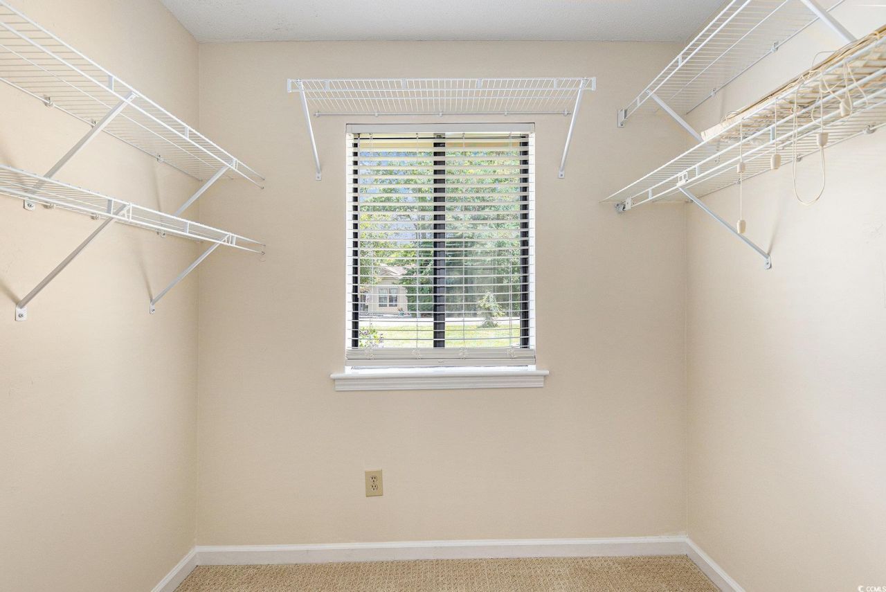 137 Hickory Dr. Photo 25