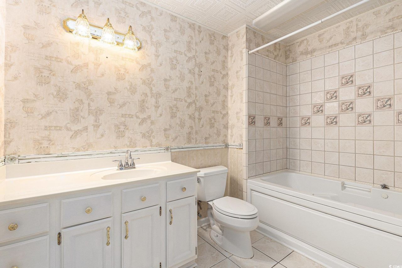 137 Hickory Dr. Photo 26