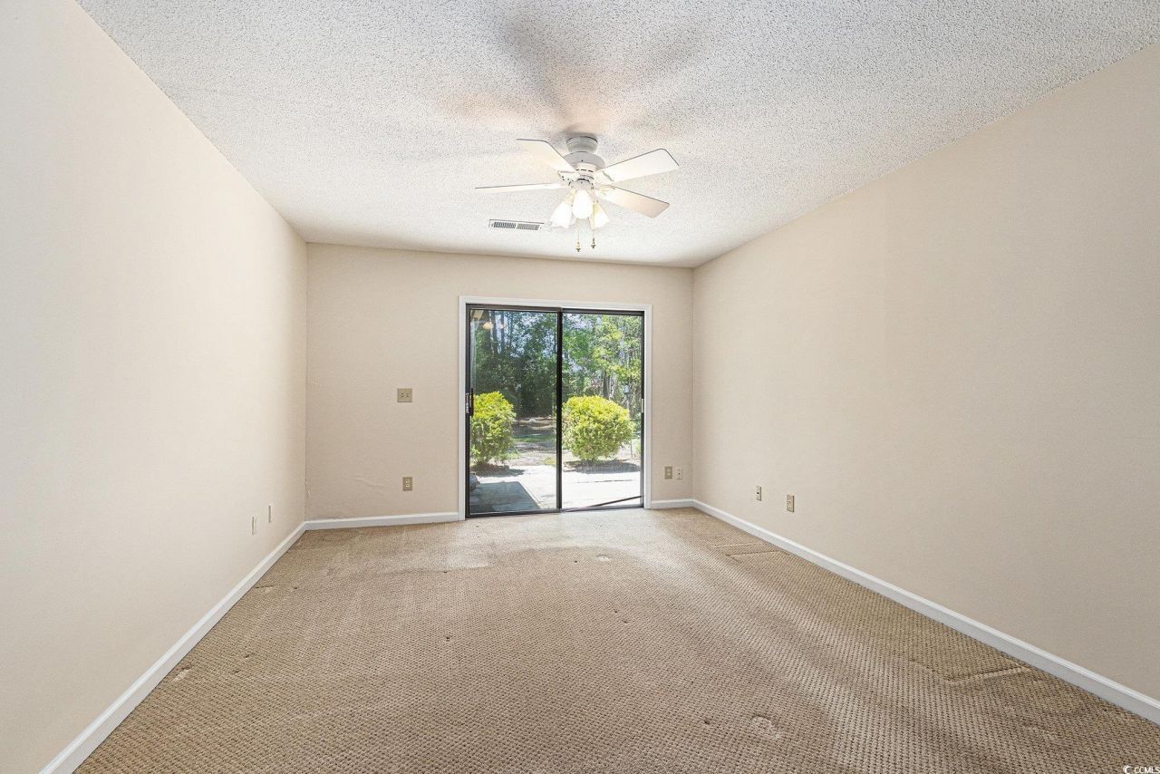 137 Hickory Dr. Photo 28