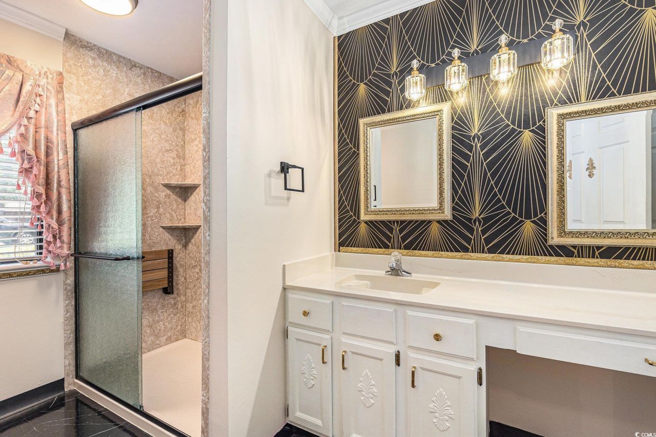 137 Hickory Dr. Photo 31