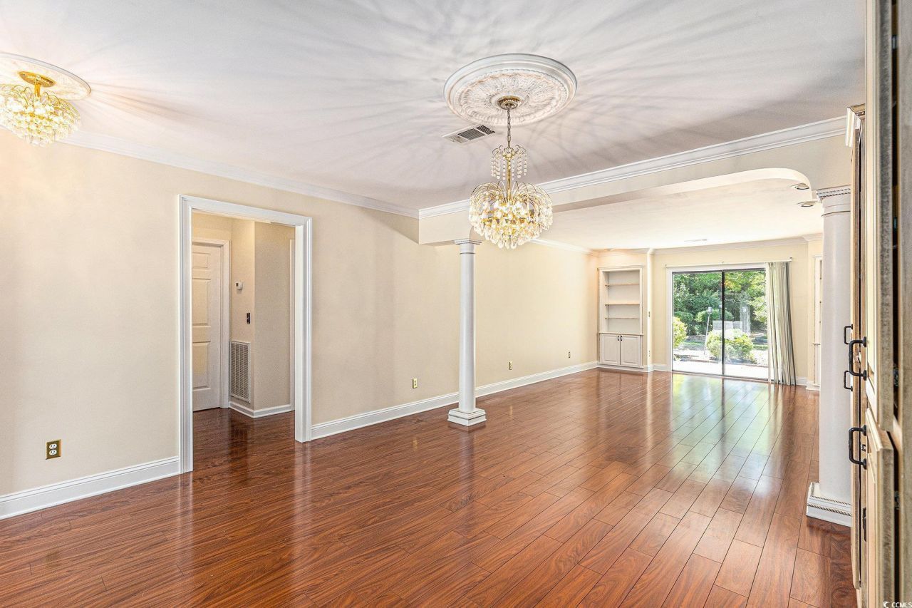 137 Hickory Dr. Photo 8