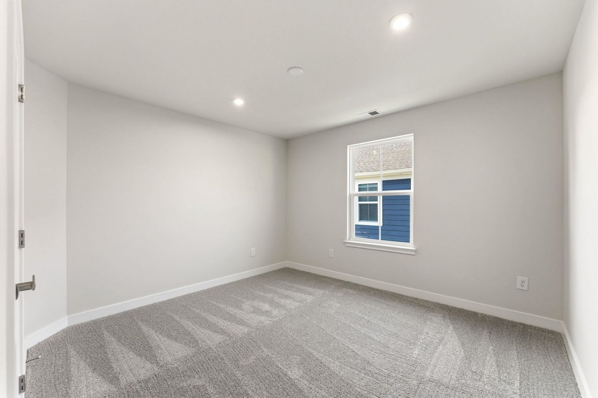 2273 Hazel Way Photo 23