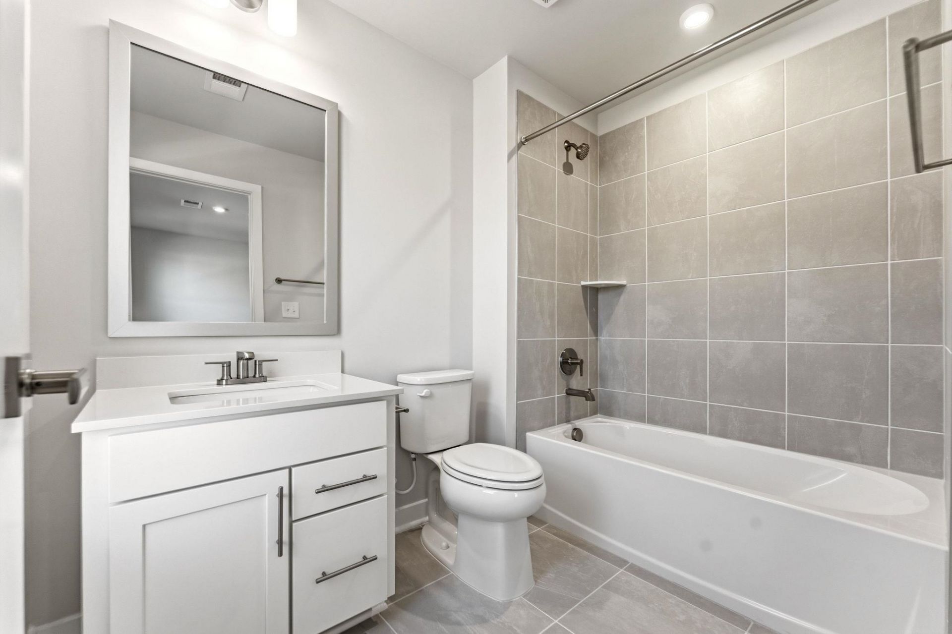 2273 Hazel Way Photo 25