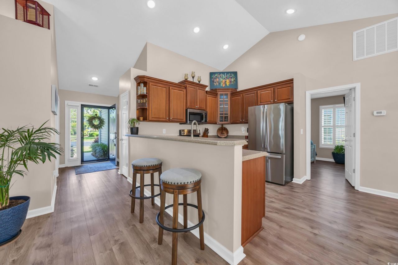 3154 Shorecrest Bay Dr. Photo 4