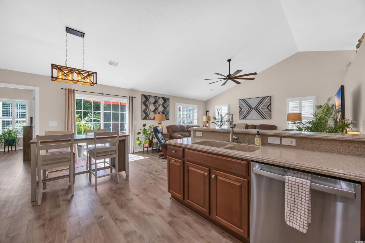 3154 Shorecrest Bay Dr. Photo 6