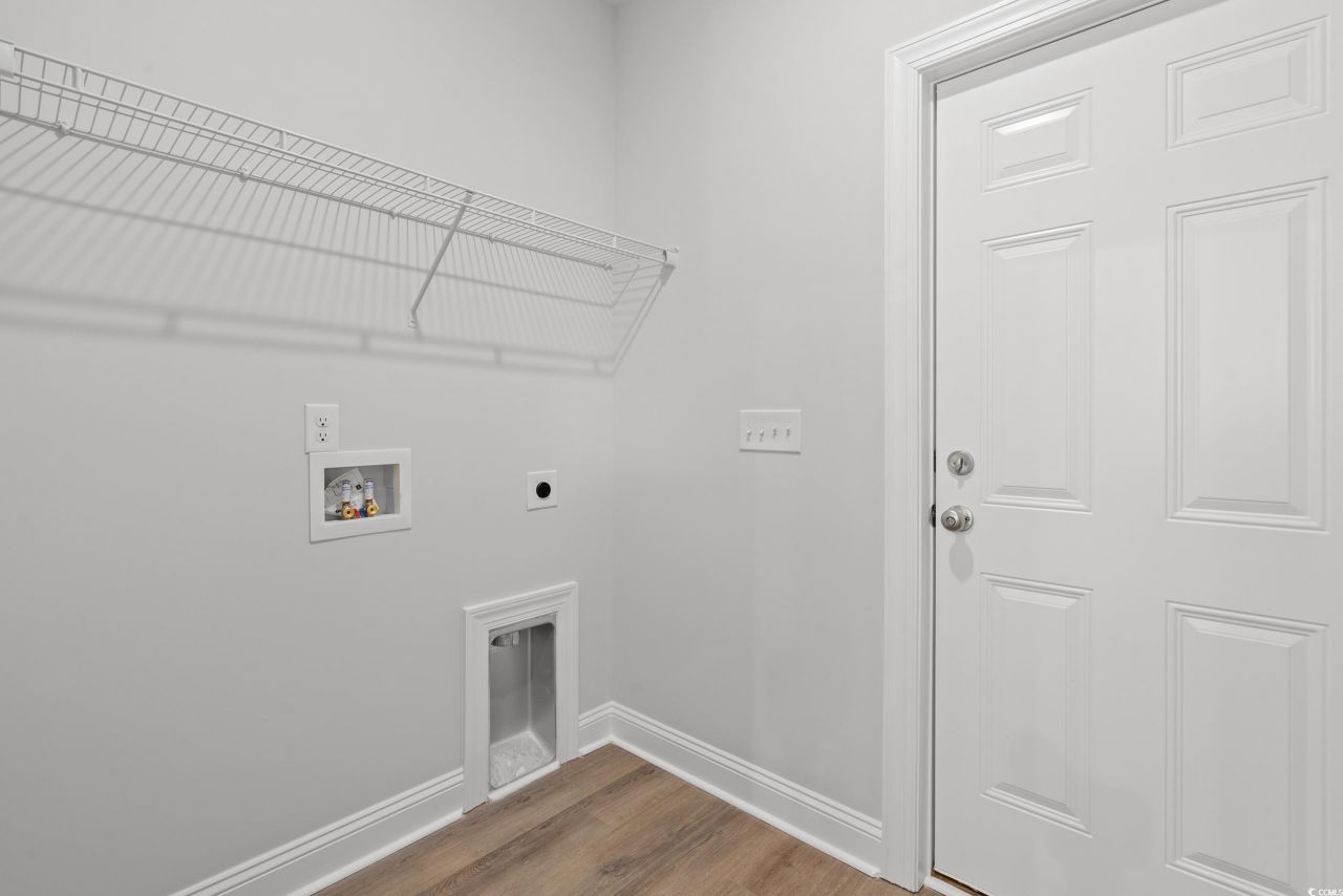 5009 Shore Breeze Dr. Photo 25