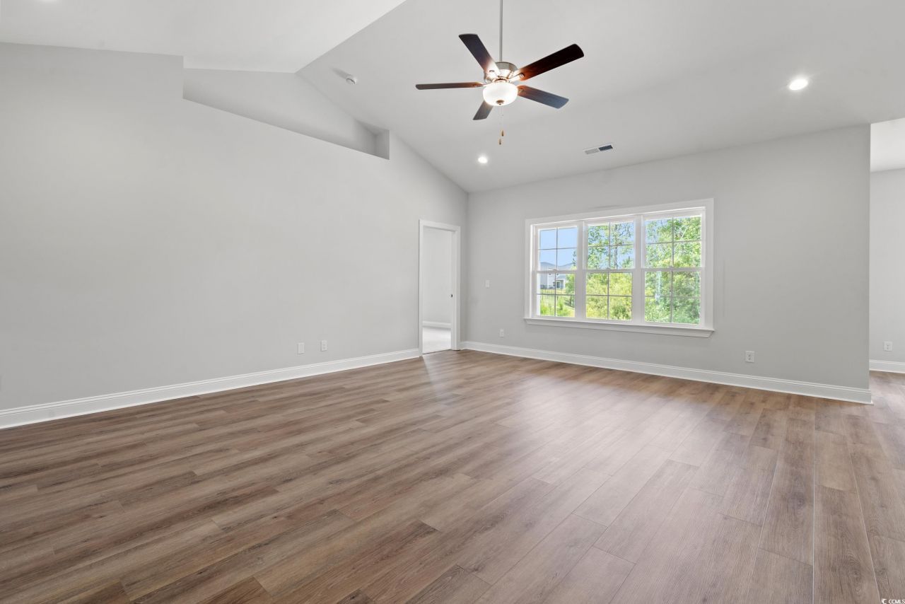 5009 Shore Breeze Dr. Photo 4