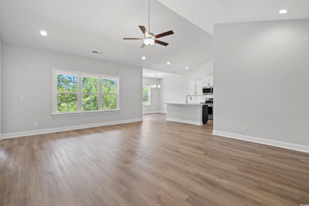 5009 Shore Breeze Dr. Photo 5