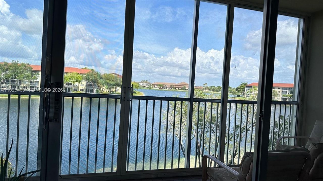 12950 SW 13th St, Unit 301D, Pembroke Pines, FL 33027 Photo