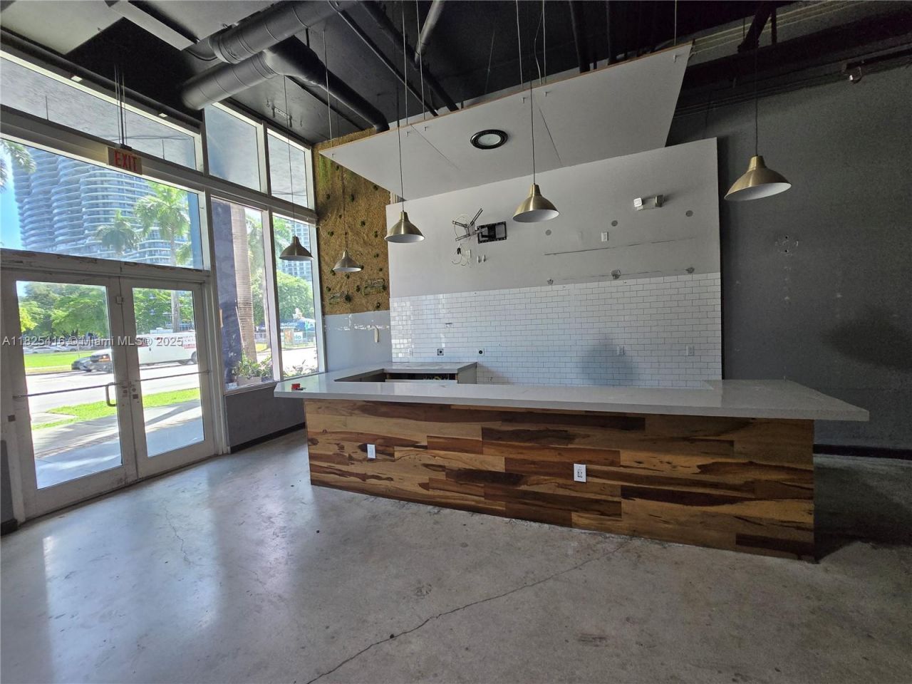 275 NE 18th St, Unit CU-10, Miami, FL 33132 Photo