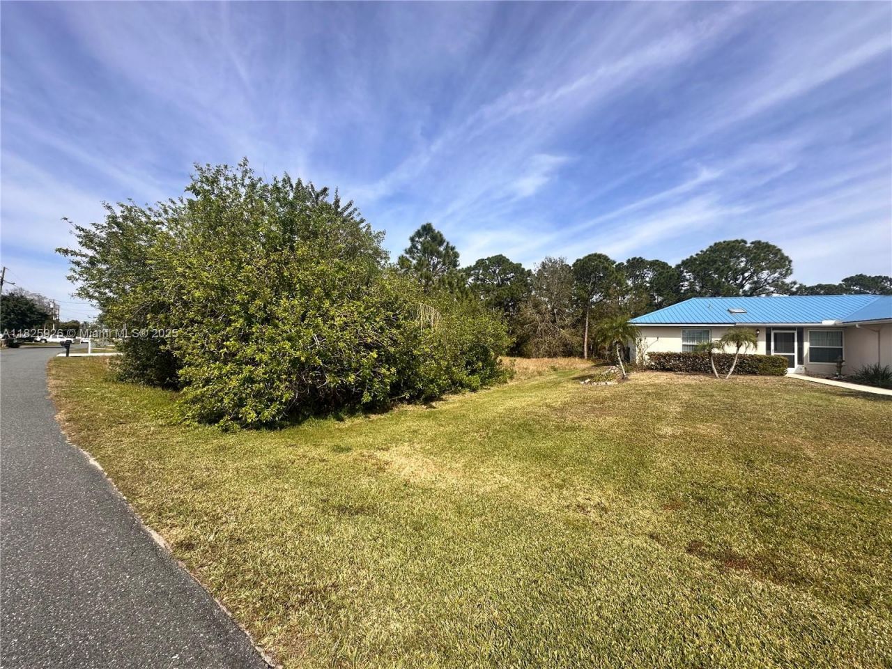 131 Blue Moon Avenue, Lake Placid, FL 33852 Photo