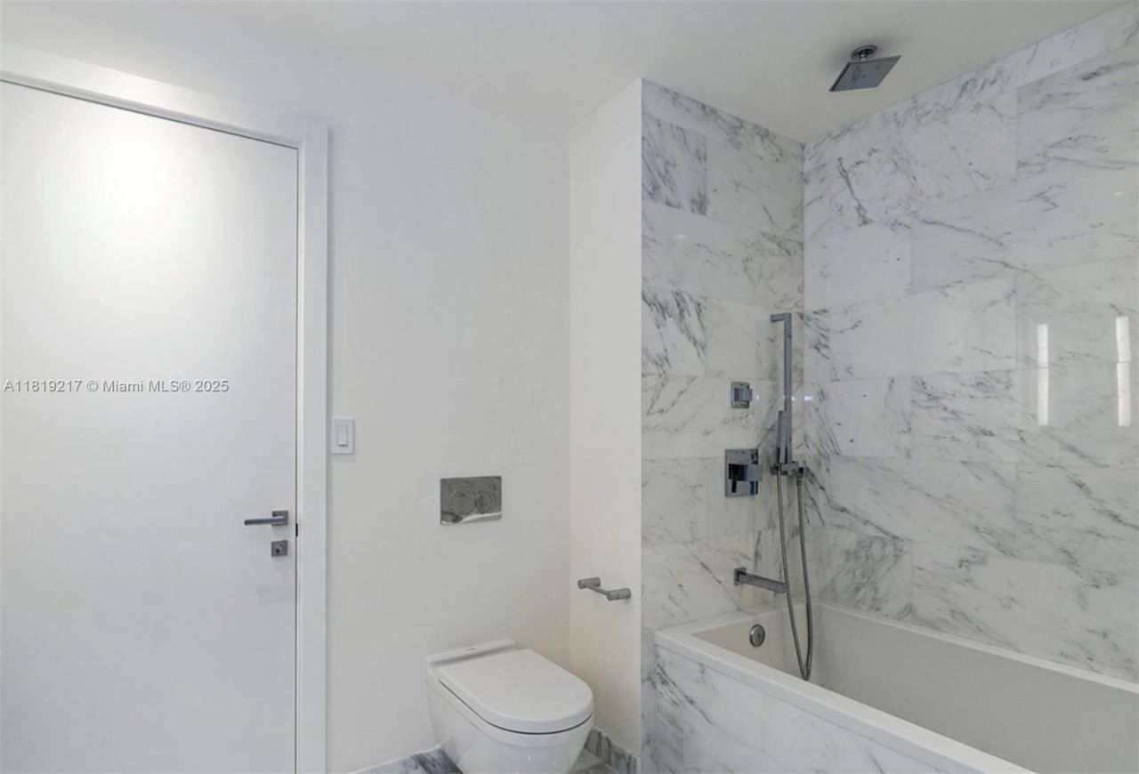 1451 Brickell Ave, Unit 2306, Miami, FL 33131 Photo