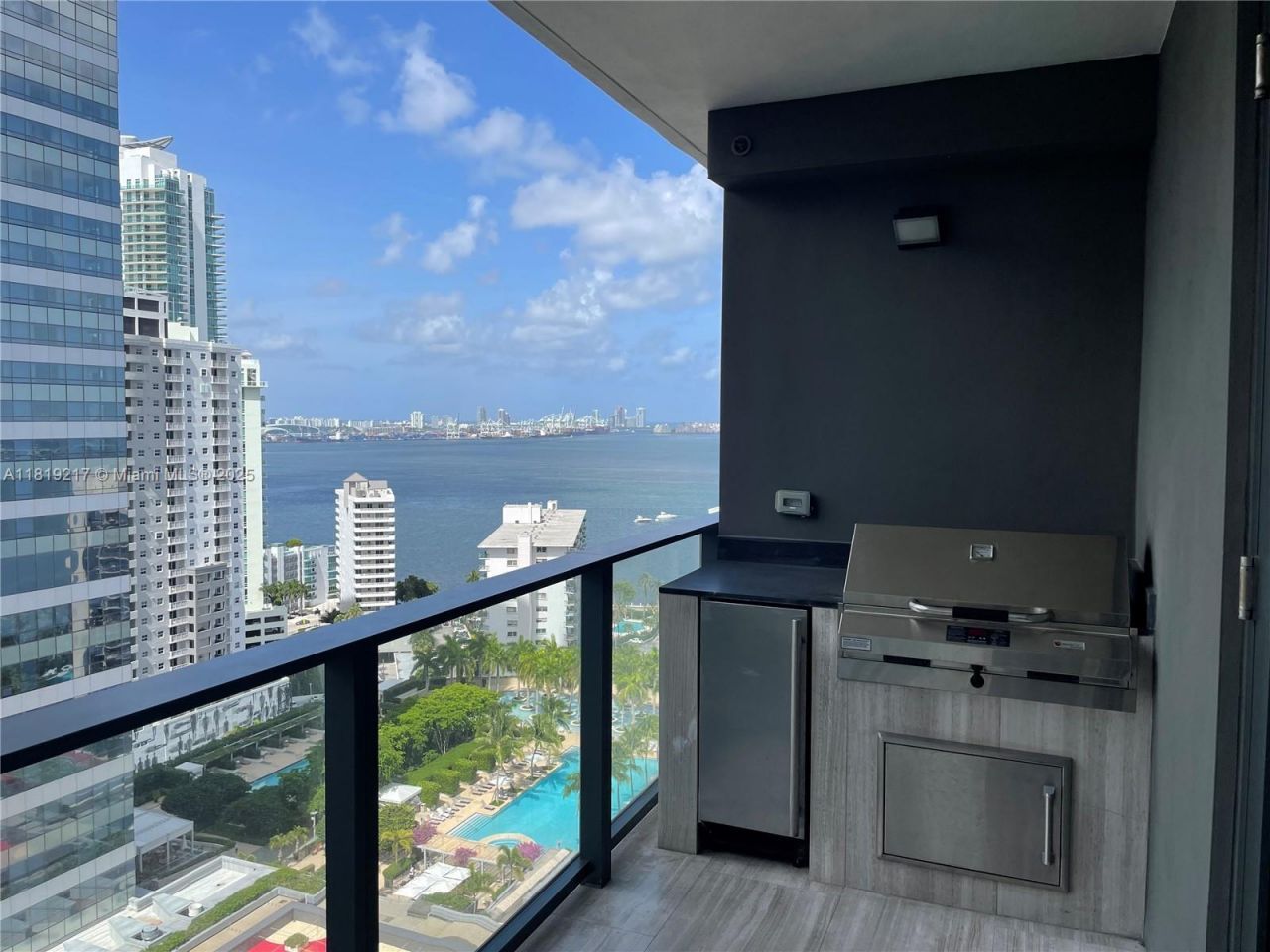 1451 Brickell Ave, Unit 2306, Miami, FL 33131 Photo