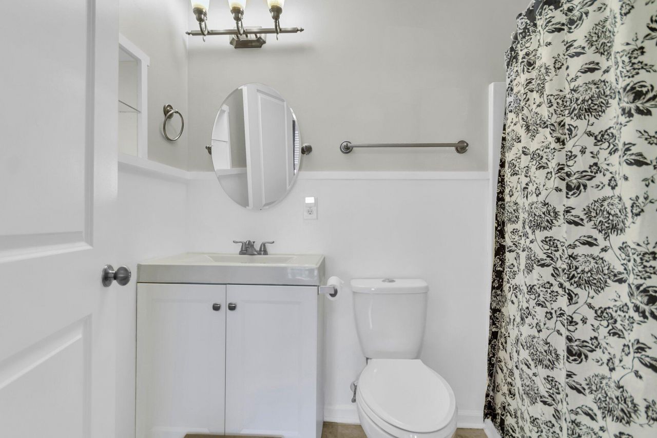 4030 Babbitt Street Photo 14