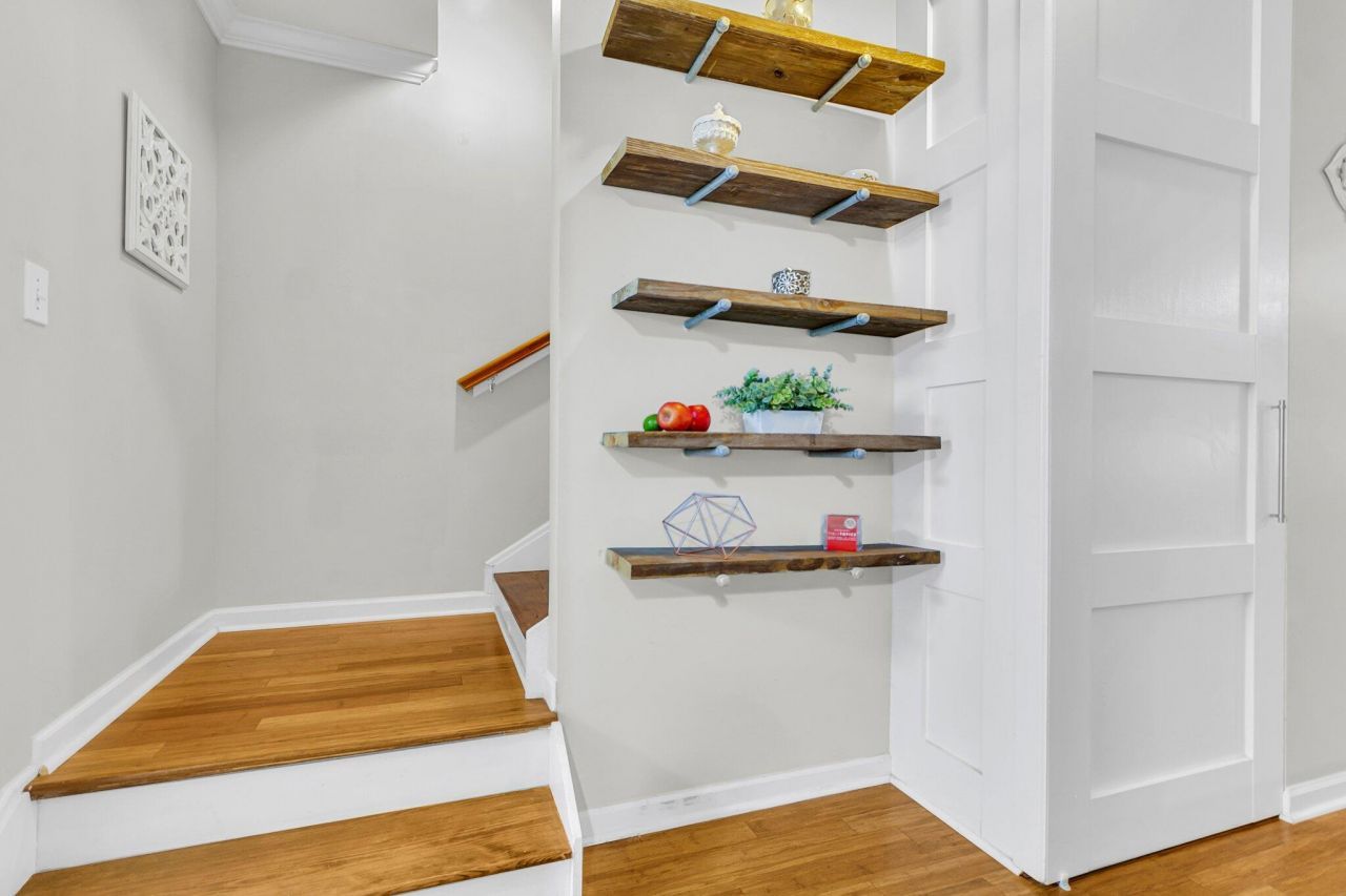 4030 Babbitt Street Photo 9