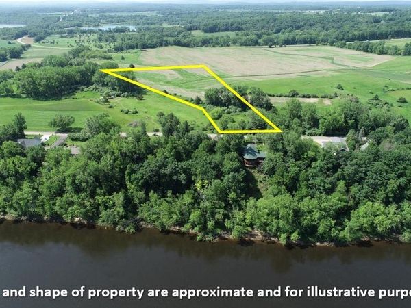 Lot 1 Hillside Drive, Wisconsin Dells, WI 53965