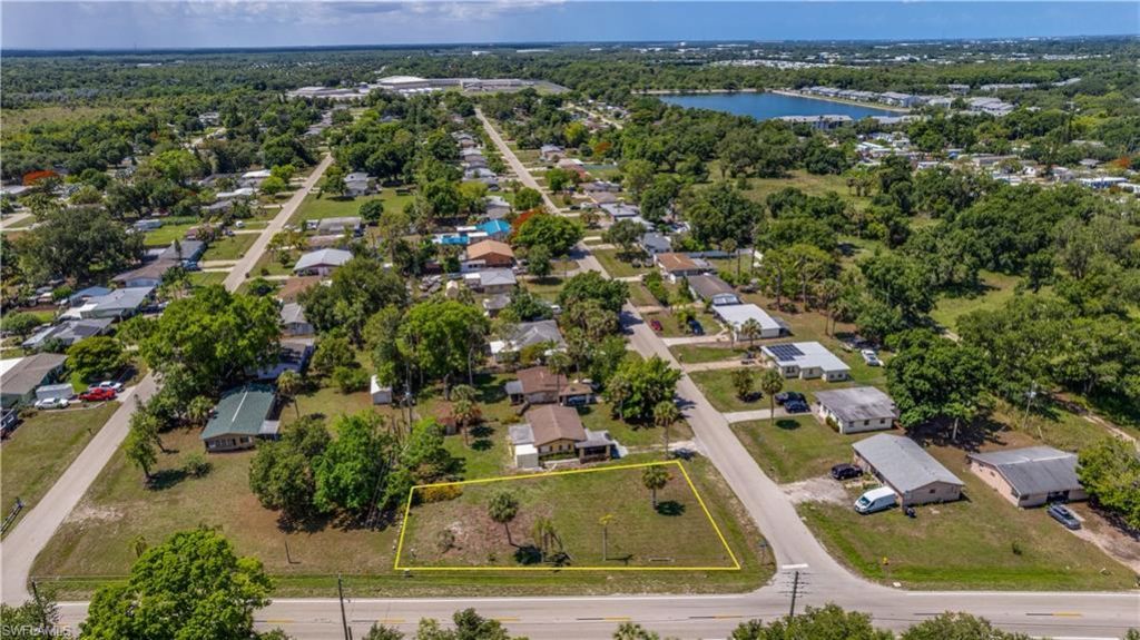 335 Ottumwa Ave, Fort Myers, FL 33905 Photo