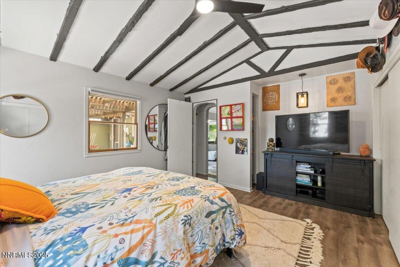 661 Thoma Street, Reno, NV 89502 Photo