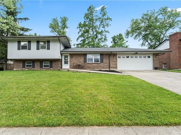 416 Bent Twig Drive, Vandalia, OH 45377