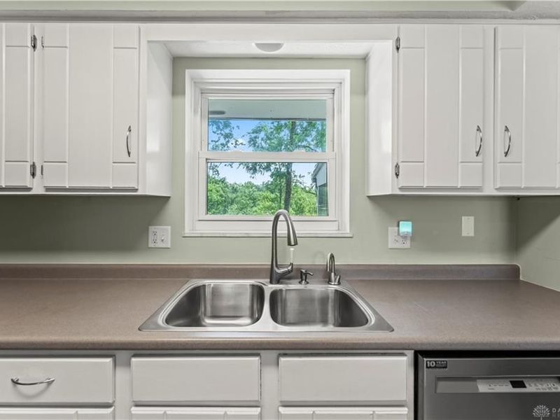 416 Bent Twig Drive, Vandalia, OH 45377 Photo 11