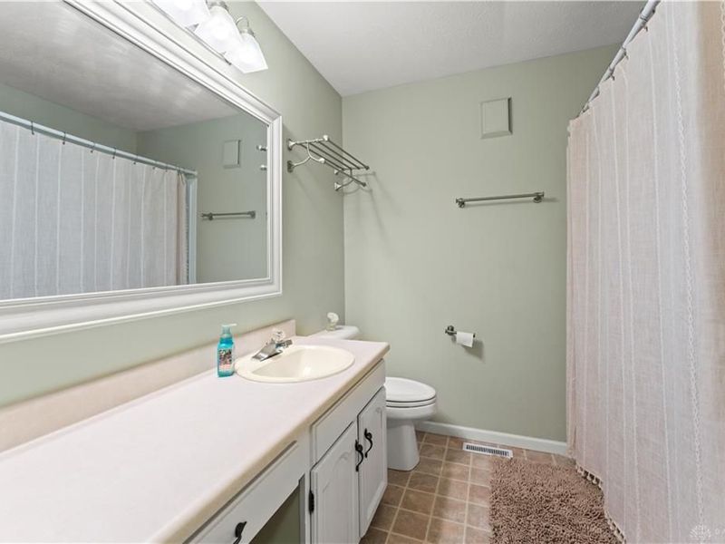 416 Bent Twig Drive, Vandalia, OH 45377 Photo 18