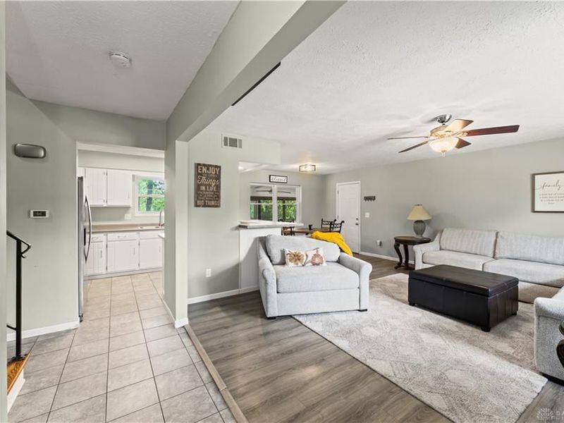 416 Bent Twig Drive, Vandalia, OH 45377 Photo 5