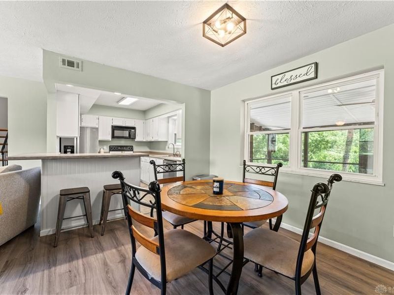 416 Bent Twig Drive, Vandalia, OH 45377 Photo 8