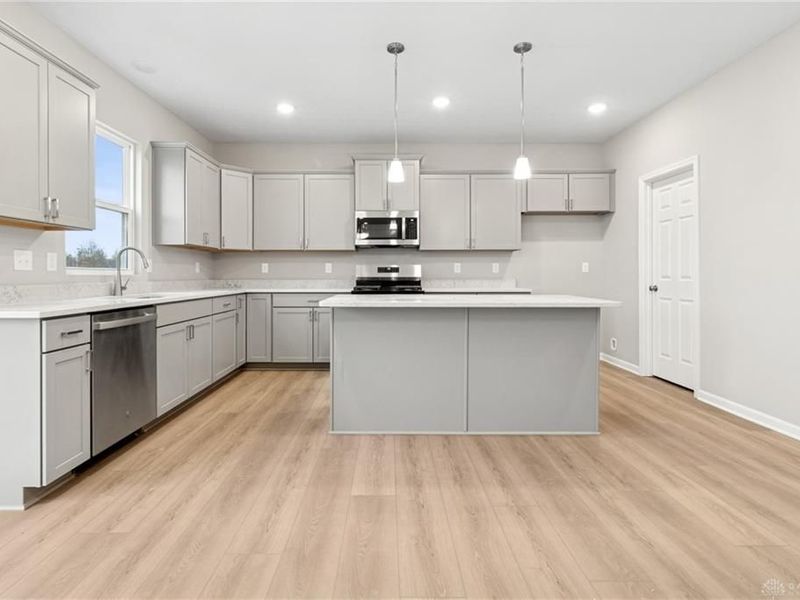 488 Crossing Lane, Miami Township, OH 45449 Photo 12