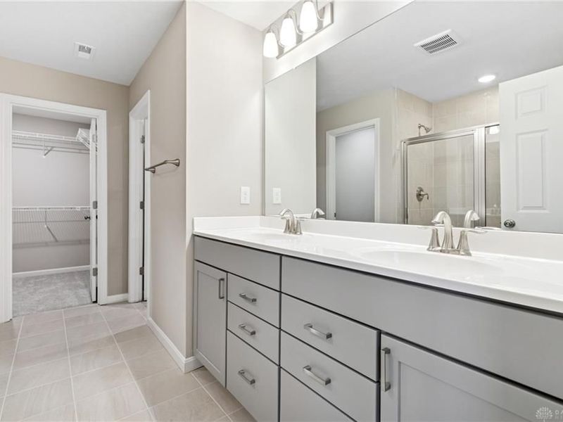 488 Crossing Lane, Miami Township, OH 45449 Photo 25