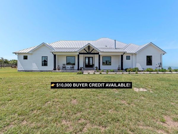5925 County Road 236 RD, Liberty Hill, TX 78642