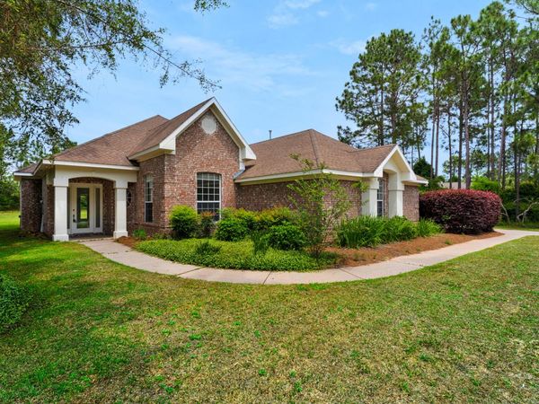 155 E Club House Drive, Freeport, FL 32439