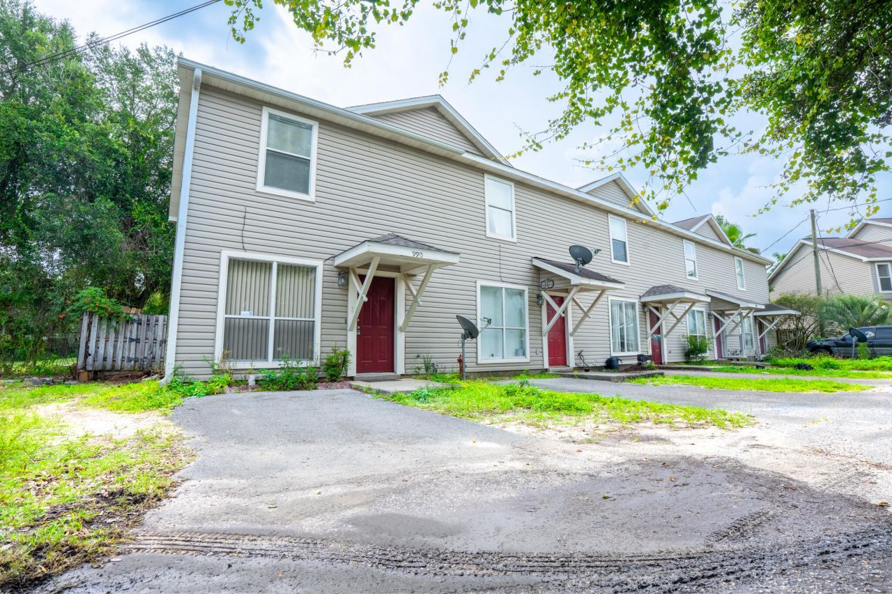 990 Rockport Drive, Fort Walton Beach, FL 32547 Main Photo