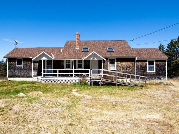 85 Circle Farm Lane, Blue Hill, ME 04614