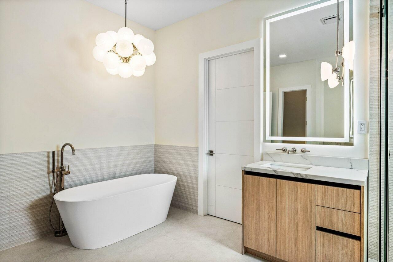 8090 Twin Lake Drive, Boca Raton, FL 33496 Photo