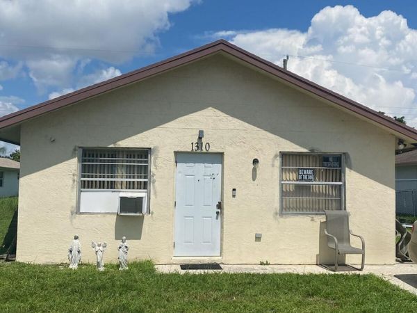 1310 W 24th Street, Riviera Beach, FL 33404