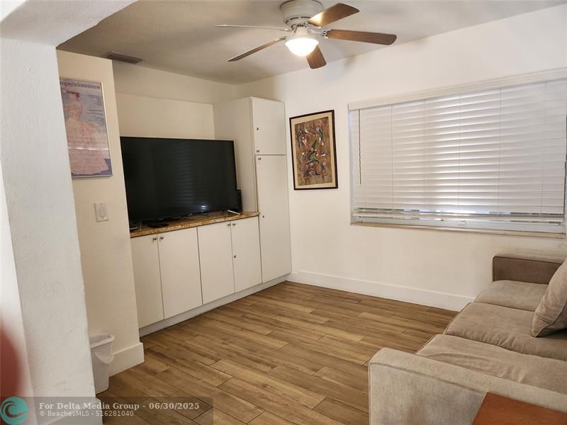 4610 NE 3rd Avenue, Fort Lauderdale, FL 33334 Photo