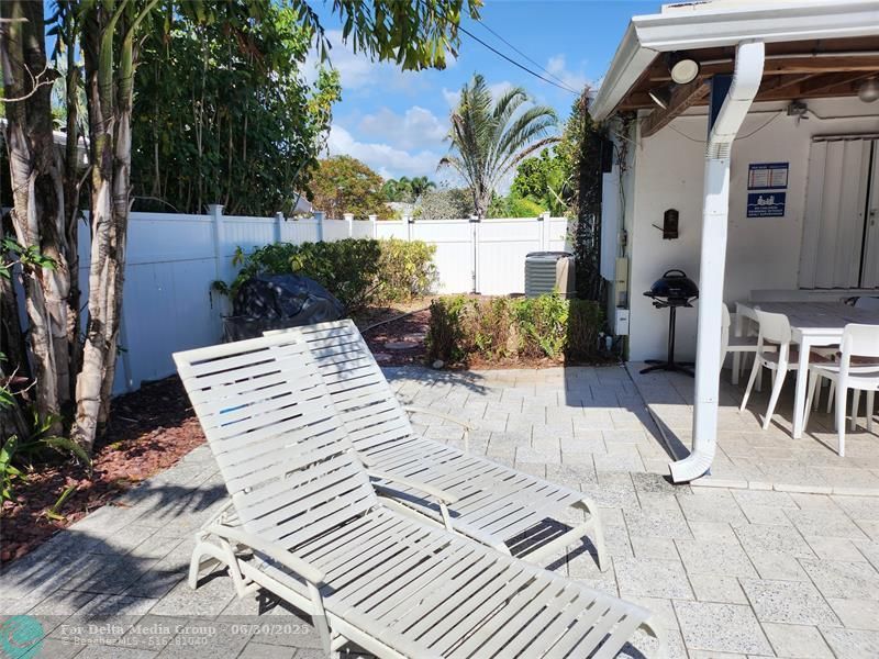 4610 NE 3rd Avenue, Fort Lauderdale, FL 33334 Photo