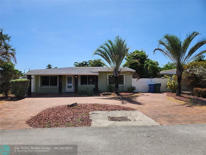 4610 NE 3rd Avenue, Fort Lauderdale, FL 33334 Photo