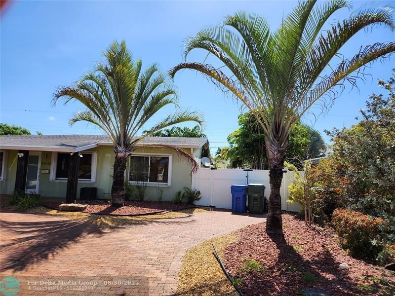 4610 NE 3rd Avenue, Fort Lauderdale, FL 33334 Photo