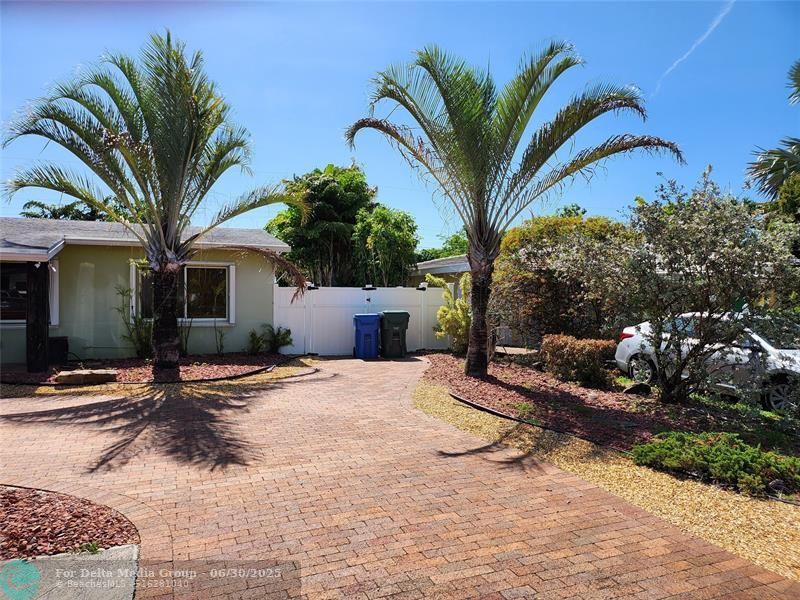 4610 NE 3rd Avenue, Fort Lauderdale, FL 33334 Photo