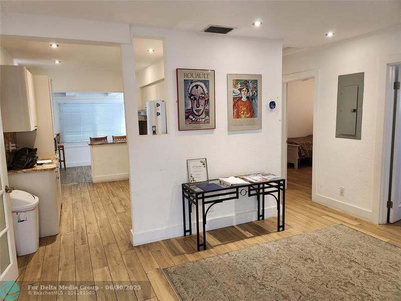 4610 NE 3rd Avenue, Fort Lauderdale, FL 33334 Photo