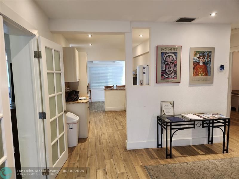 4610 NE 3rd Avenue, Fort Lauderdale, FL 33334 Photo