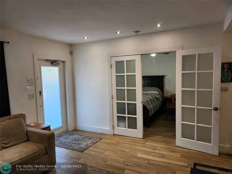 4610 NE 3rd Avenue, Fort Lauderdale, FL 33334 Photo