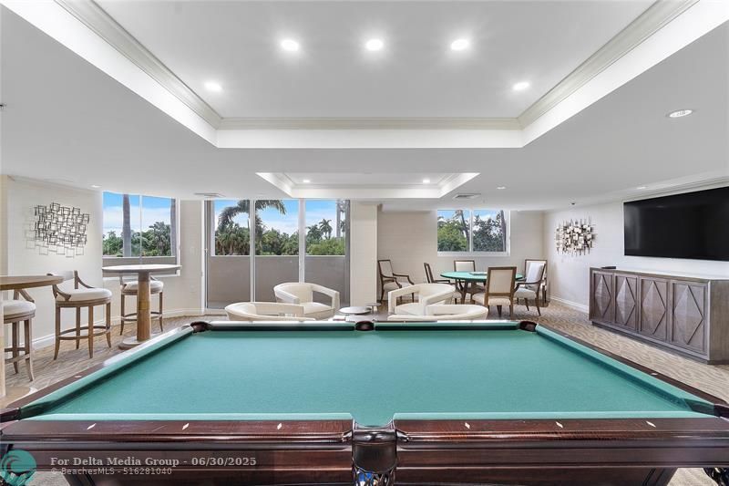 2011 N Ocean Boulevard, Unit 403, Fort Lauderdale, FL 33305 Photo