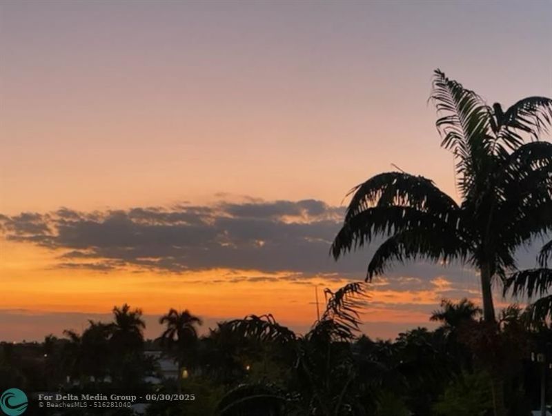 2011 N Ocean Boulevard, Unit 403, Fort Lauderdale, FL 33305 Photo