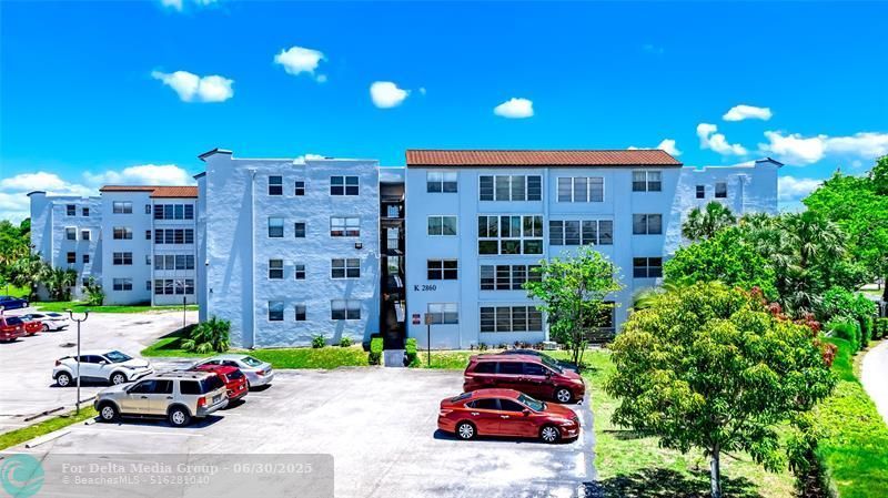 2860 Somerset Drive, Unit 404K, Lauderdale Lakes, FL 33311 Photo