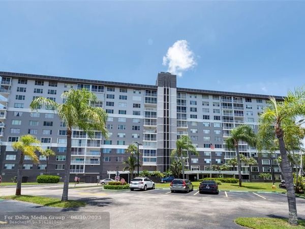 3850 Washington Street, Unit 710, Hollywood, FL 33021