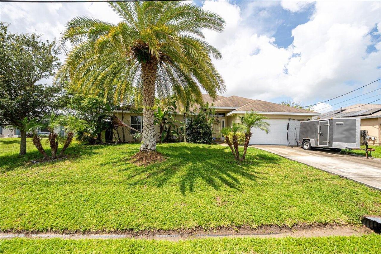 1426 SW San Sebastian Avenue, Port Saint Lucie, FL 34953 Photo