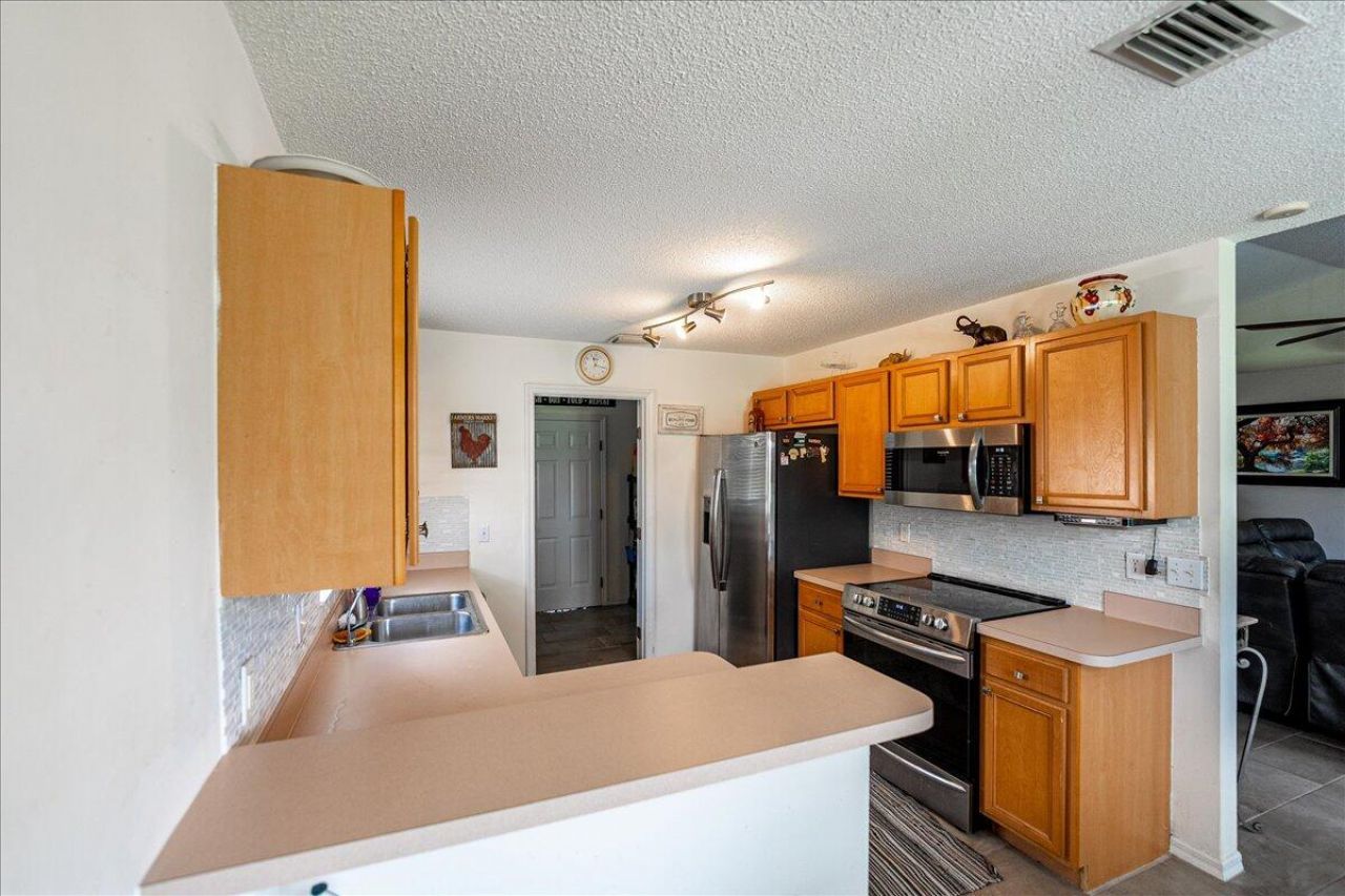 1426 SW San Sebastian Avenue, Port Saint Lucie, FL 34953 Photo